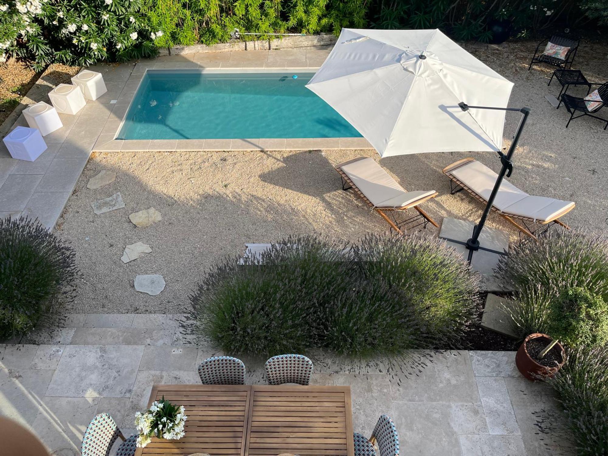 Villa Aprile Saint-Étienne-du-Grès Extérieur photo