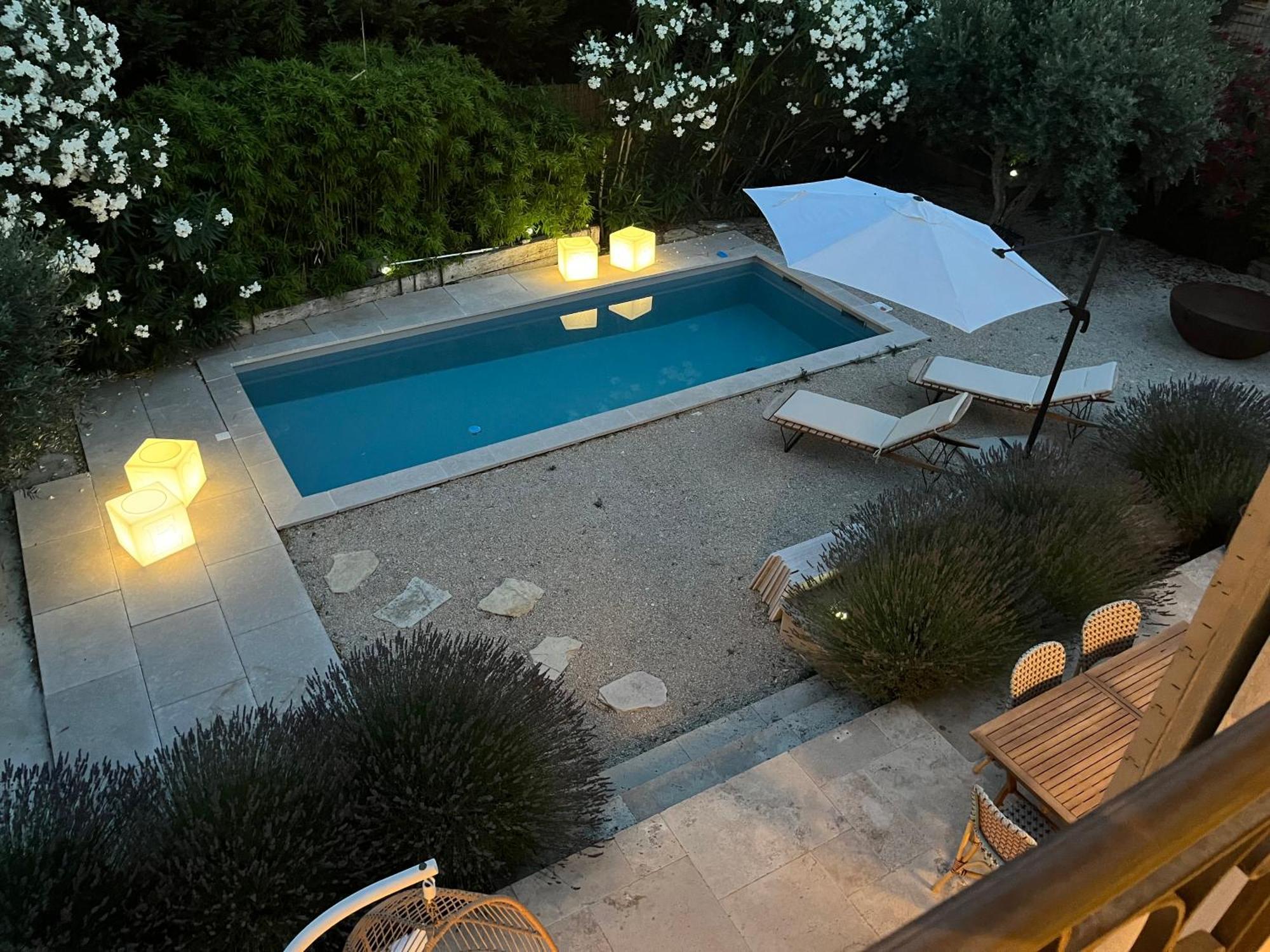 Villa Aprile Saint-Étienne-du-Grès Extérieur photo